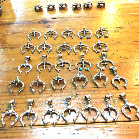 インディアンジュエリー ナジャ サイズや石により変わります