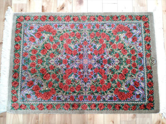 ペルシャ絨毯クム産シルク　薔薇　タバタバイ工房　玄関マット　93x60cm　 3枚目の画像