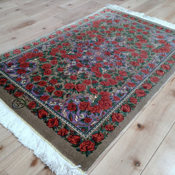 ペルシャ絨毯クム産シルク　薔薇　タバタバイ工房　玄関マット　93x60cm　 7枚目の画像