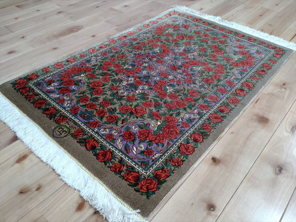 ペルシャ絨毯クム産シルク　薔薇　タバタバイ工房　玄関マット　93x60cm　 7枚目の画像