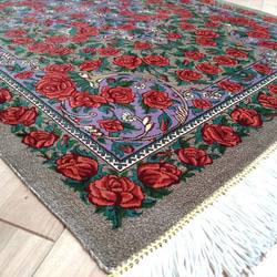 ペルシャ絨毯クム産シルク　薔薇　タバタバイ工房　玄関マット　93x60cm　 9枚目の画像