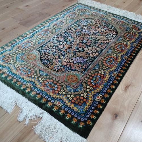 ペルシャ絨毯クム産シルク 生命の木 タバタバイ工房 玄関マット ペルシャ絨毯クム産シルク 生命の木 タバタバイ工房 玄関マット
