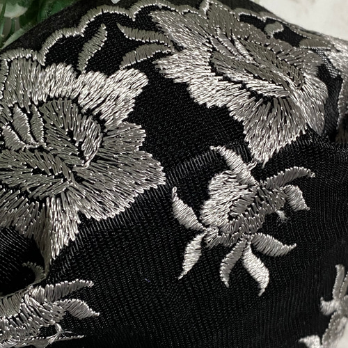 不織布マスクカバー（BLACK & SILVER） No.260 お値下げしました 