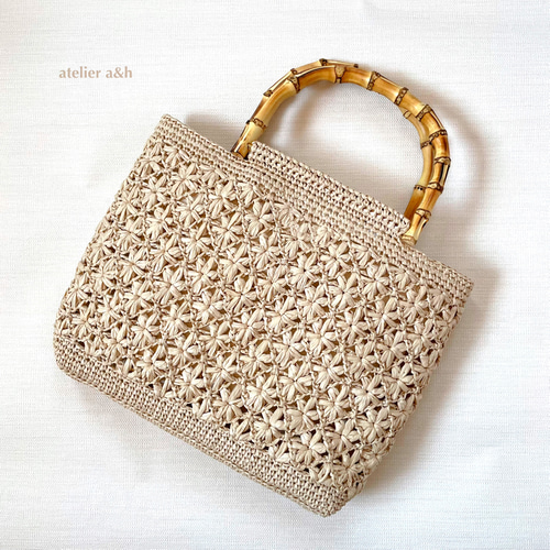 受注製作》✳︎内布付き✳︎花模様編み バンブーハンドルバッグ ミルク  