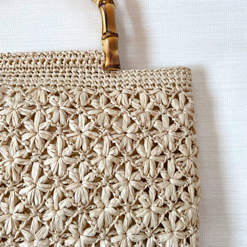 受注製作》✳︎内布付き✳︎花模様編み バンブーハンドルバッグ ミルク  