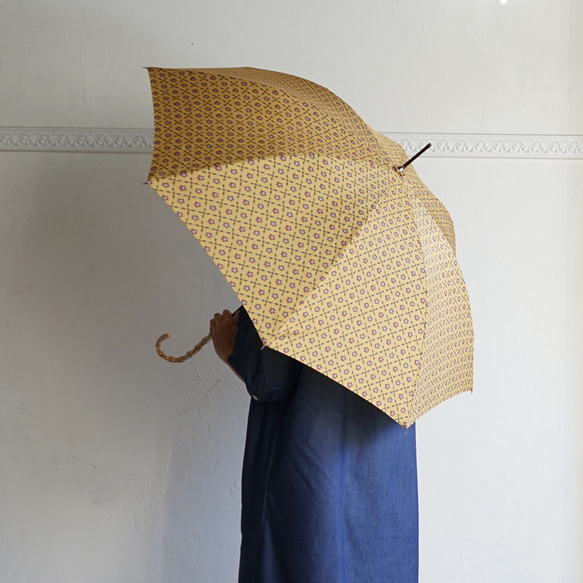 竹の傘 レトロフラワー　イエロー　 晴雨兼用 長傘 ALCEDO 161032 日傘 雨傘 10枚目の画像