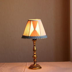 シルクのテーブルランプ用ランプシェード / マズルカ / エクリュ・オレンジ 6枚目の画像