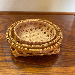 竹のナチュラル素材で贅沢気分　八ツ目丸型皿3枚組 2枚目の画像