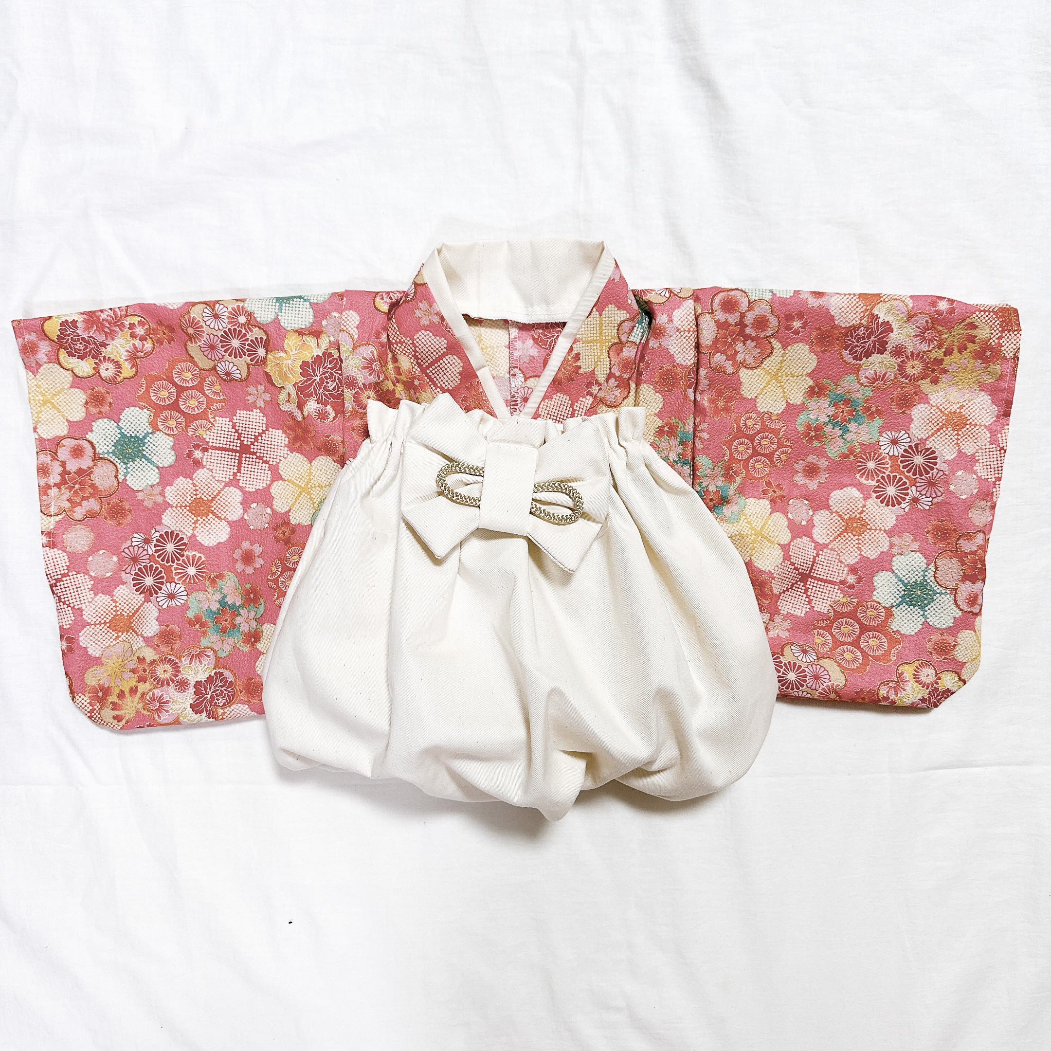 ベビー袴　ハンドメイド　70〜100  百日祝い　袴ロンパース　ピンク花柄×きなり袴 4,859円