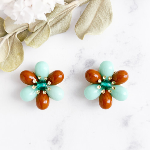 チョコミントのフラワーピアス イヤリング バレンタイン ホワイトデー  