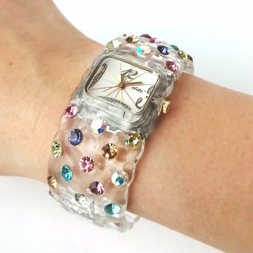 ラスト一点〕夏の光に輝くキラキラ☆バングル腕時計 腕時計 mozza 通販