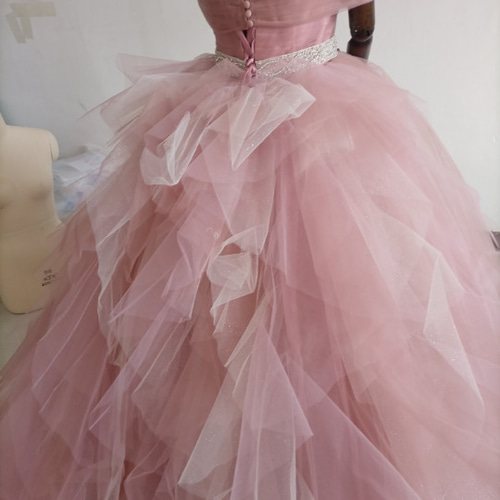 豪華！レインボー コーラルピンクドレス ラッフルフリル 挙式 トレーン  