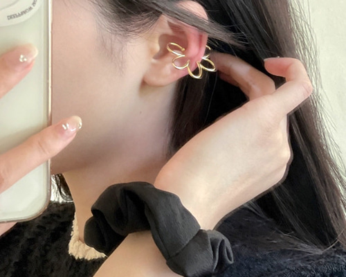 【大人気】エルメス イヤーカフ かわいい 希少 シンプル ♪ 大人気】エルメス イヤーカフ かわいい 希少 シンプル ♪