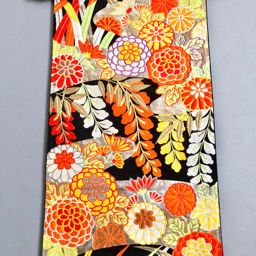 帯結びの着物　タペストリー 帯結びの着物 タペストリー Complete guide] Tapestries made without