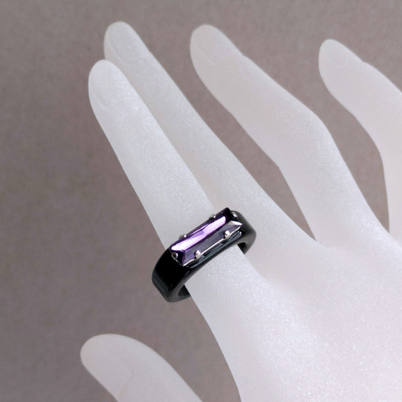 金屬過敏相容 | 紫色/酷水晶 x 樹脂戒指 | 黑色 黑色 酷單調 最喜歡的顏色 紫色 第2張的照片