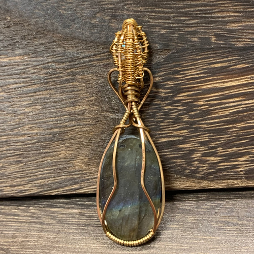 ラブラドライト・ムーンストーン・ワイヤーラッピング・ペンダント