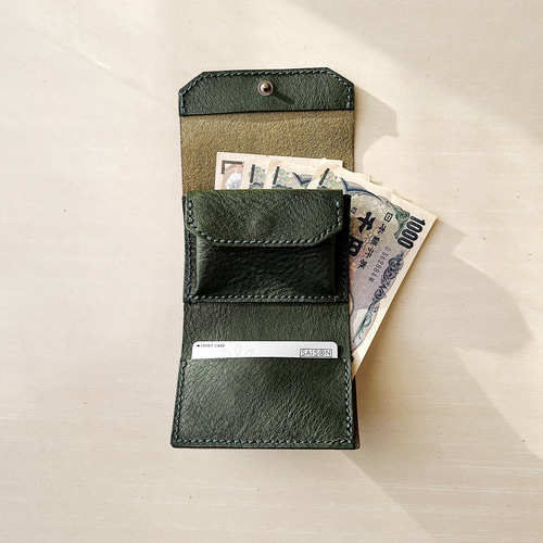 ダークグリーン レザー 三つ折り財布 ダークグリーン レザー 三つ折り財布 - メルカリ