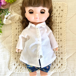 ソランちゃんのお洋服☆ 白シャツ＆花柄パンツ 2枚目の画像