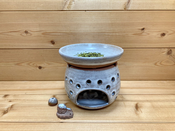 陶器香炉(アロマポット) 陶器のアロマポット・茶香炉 - 料理を美味しくみせる黒い器 天城