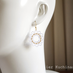 梭織蕾絲圓形耳環&lt;Blanc&gt; 第3張的照片