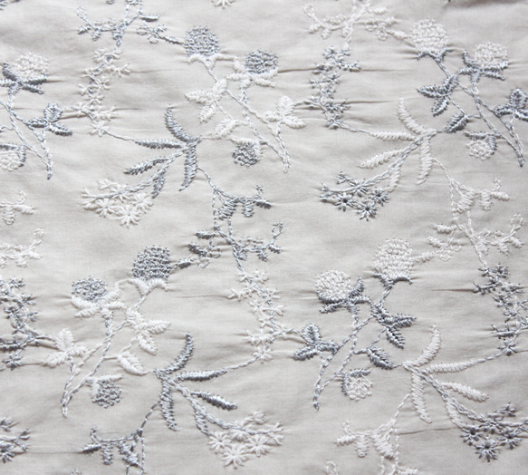 ◇レース半襟・半衿【千日紅】gray 3枚目の画像