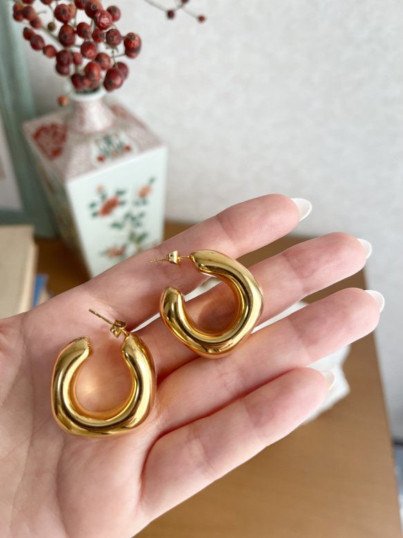 【Kim's】18k Gold Plated Earrings 18金ゴールドプレートフープピアス 3枚目の画像