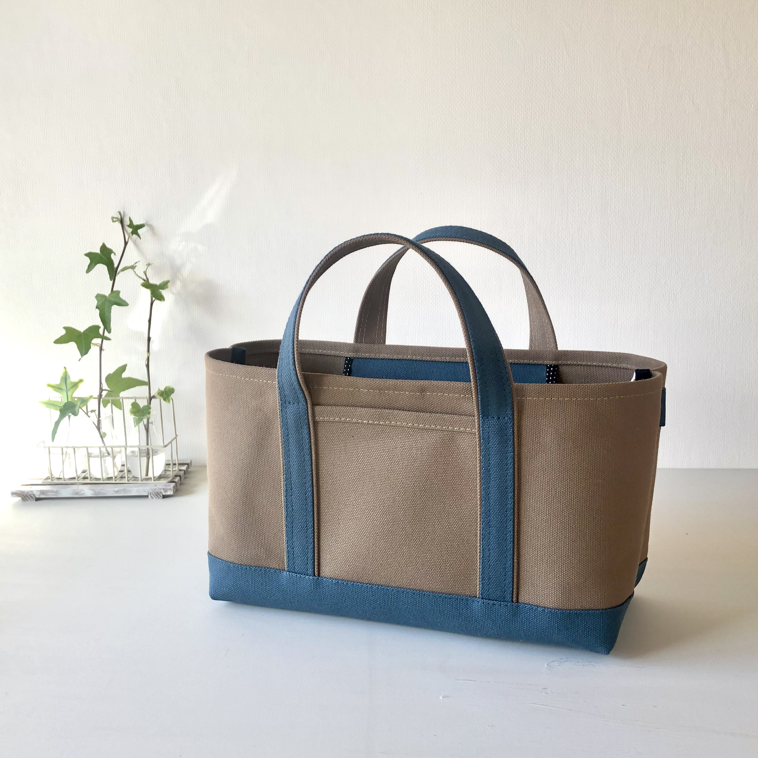 】（完成品）トートバック（横長タイプ） 【モモ