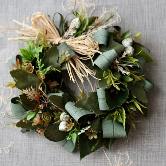 造花】葉っぱちゃんリース リース lille flower〜花とピアス〜 通販  