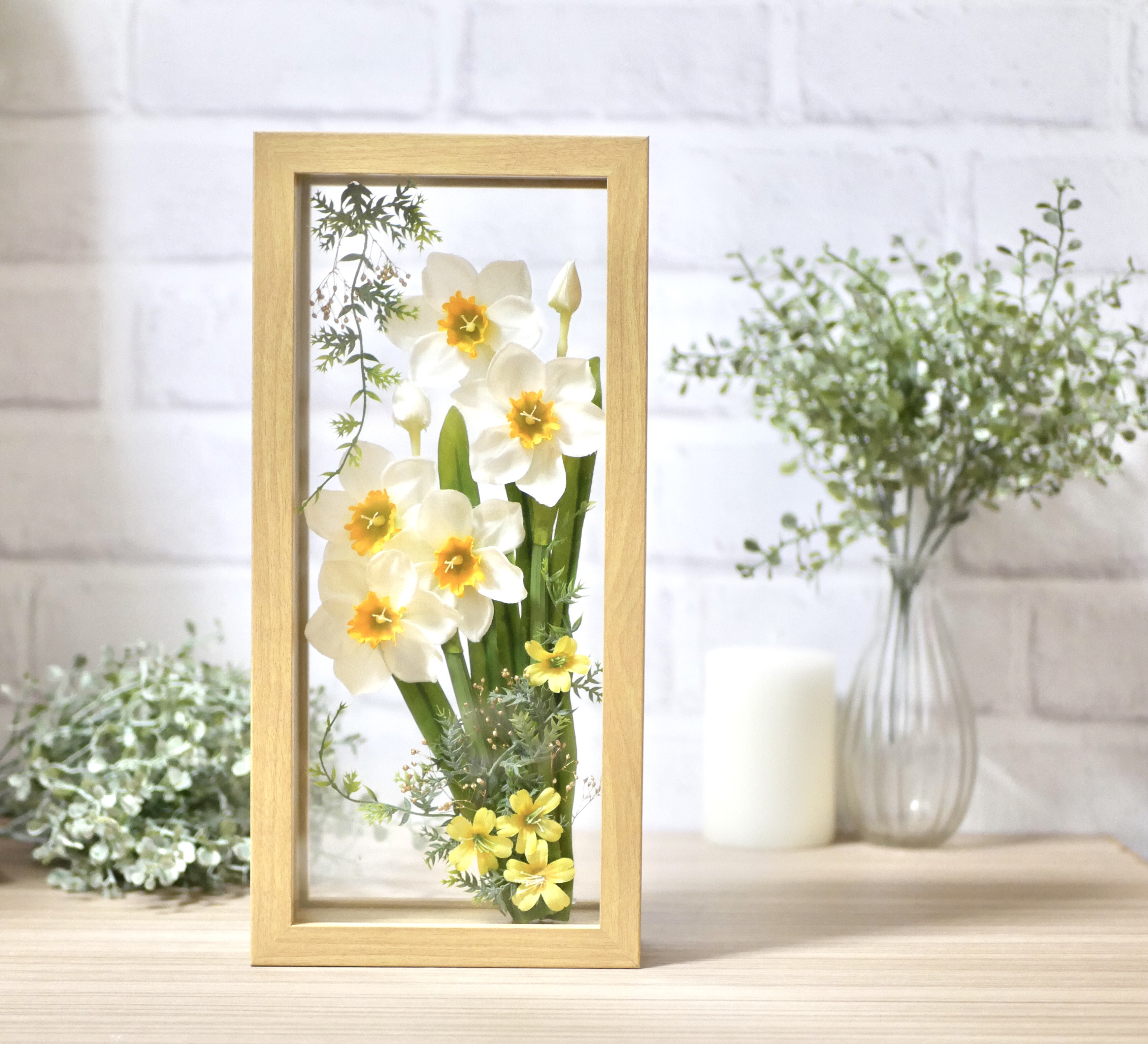 風に揺れる水仙✳︎フレームアレンジメント