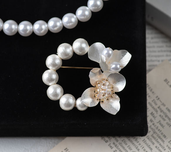 プレシャスゴールドフラワーのブローチ　卒業式 入学式 結婚式 ウェディング　フォーマル　パール 7枚目の画像
