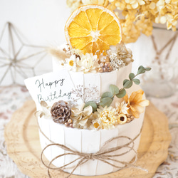 クレイケーキ　飾り付き　ゴールドシャンパン×アネモネフラワー　ウェルカムスペース　結婚式　 4枚目の画像