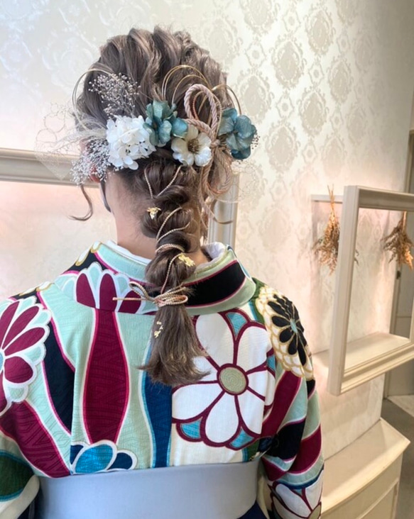 髪飾り グリーン×林檎の花の編みおろしヘアアクセサリー　成人式　卒業式　結婚式　振袖　着物　和装　ヘアアクセサリー　留袖 7枚目の画像