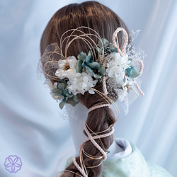 髪飾り グリーン×林檎の花の編みおろしヘアアクセサリー　成人式　卒業式　結婚式　振袖　着物　和装　ヘアアクセサリー　留袖 3枚目の画像