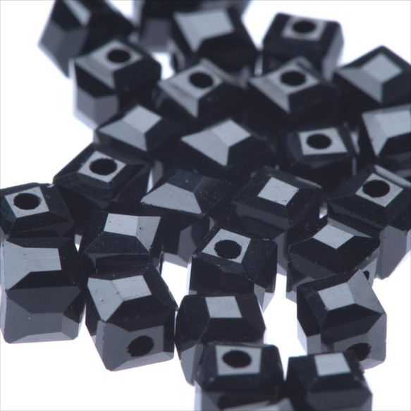 立方體玻璃珠 4.5mm 30顆 ★黑色 ★Square square cut beads (garascutc5) 第2張的照片