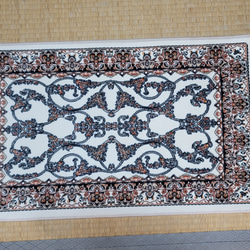 ペルシャ絨毯 ウール イラン製 50×84 cm (数量限定) (約 1.5 キログラム) 1枚目の画像