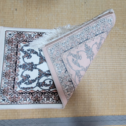 ペルシャ絨毯 ウール イラン製 50×84 cm (数量限定) (約 1.5 キログラム) 6枚目の画像