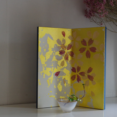 屏風 金箔装飾の花と竹の絵 （マグノリア絵画金箔オリジナル