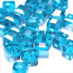 立方體玻璃珠 4.5mm 30顆 ★AB深藍色 ★Square square cut beads (garascutc5) 第2張的照片