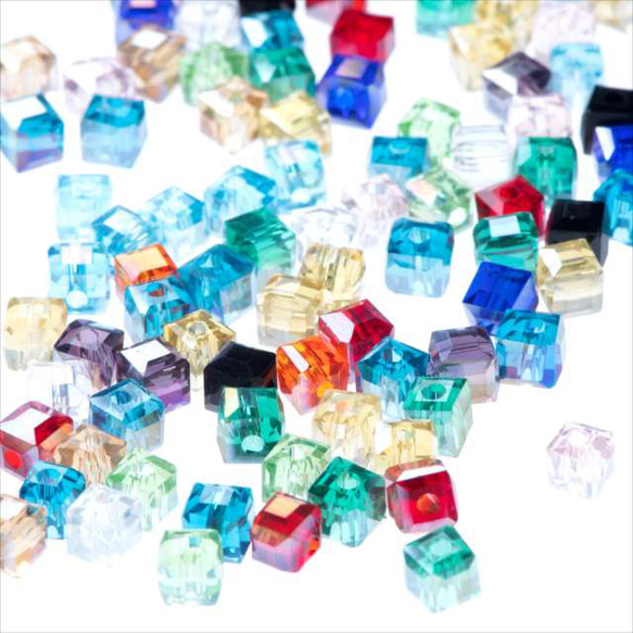 立方體玻璃珠 4.5mm 30顆 ★AB深藍色 ★Square square cut beads (garascutc5) 第3張的照片