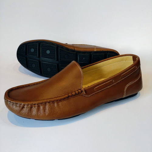 サントーニ ドライビングシューズ ローファー ブラウン Santoni スエード ローファー | ブラウン | FARFETCH JP