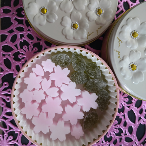 Creema限定『桜ハンドメイド2025』水菓子「寒氷」可愛い缶にお入れし 