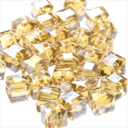 立方體玻璃珠6mm 30粒★AB黃/黃★Square square cut beads (garascutc6) 第2張的照片