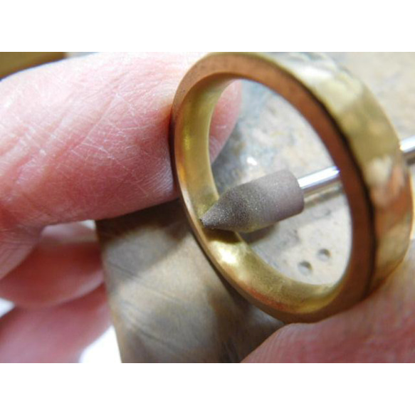 鍛造 結婚指輪 純金 24金 k24 槌目 平打ち リング 鏡面仕上げ 男性4mm 女性3mm 6枚目の画像