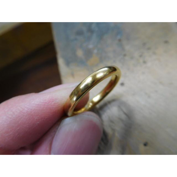 鍛造 結婚指輪 純金 24金 k24 超甲丸 リング 幅2.7mm 厚み2.4mm くすみ加工 4枚目の画像