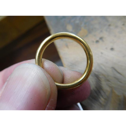 鍛造 結婚指輪 純金 24金 k24 超甲丸 リング 幅2.7mm 厚み2.4mm
