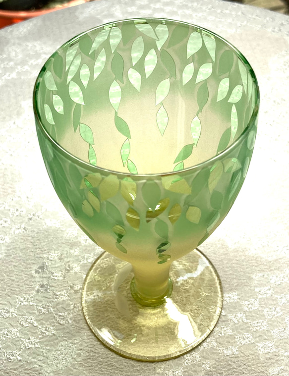 ハンギンググリーンの脚付きグラス　緑×黄（1個） 4枚目の画像