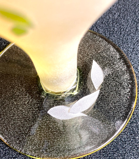 ハンギンググリーンの脚付きグラス　緑×黄（1個） 7枚目の画像