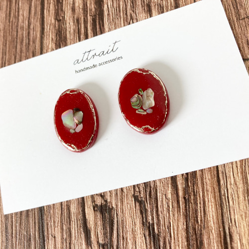 シェルフレークデザインレジンピアスorイヤリング/レッド ピアス