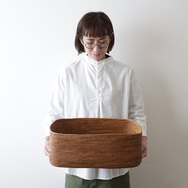 【新品未使用】バリ島直輸入 大型バスケット（収納ボックス） 伝統工芸 アタ製