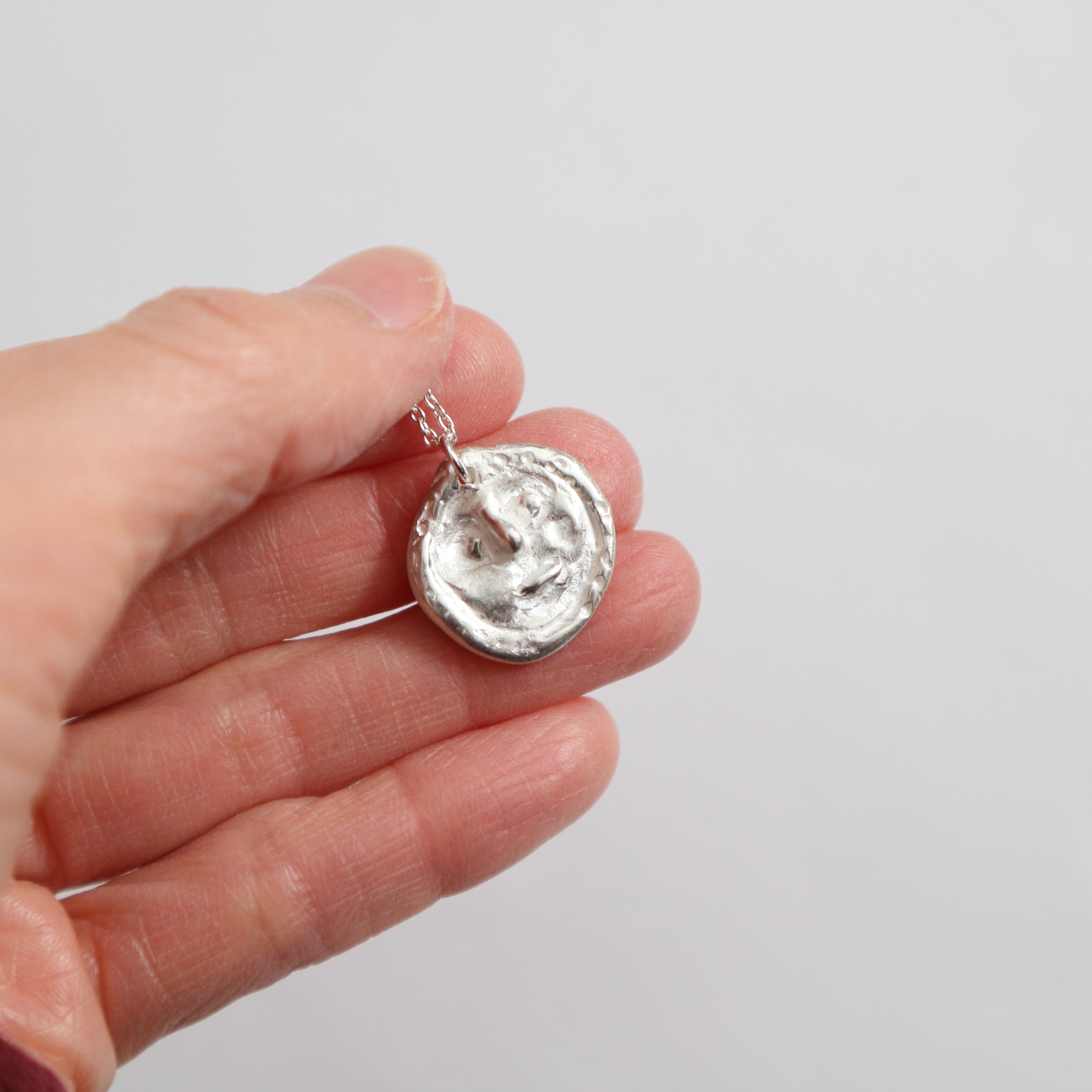 【Silver925】顔のある太陽のネックレス